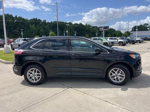 Used 2023 Ford Edge SEL AWD/4WD image 9