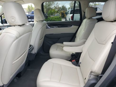 Certified 2023 Cadillac XT6 Premium Luxury image 14