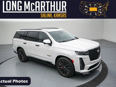 Used 2024 Cadillac Escalade V image 1
