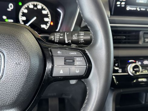 Used 2024 Honda Pilot Touring image 24