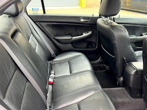 Used 2005 Honda Accord EX-L image 9