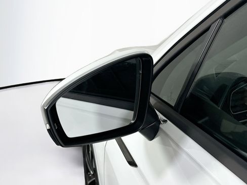 Used 2024 Volkswagen Tiguan S image 16