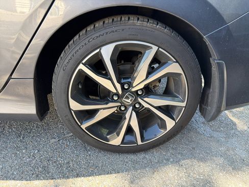 Used 2019 Honda Civic Sport image 9