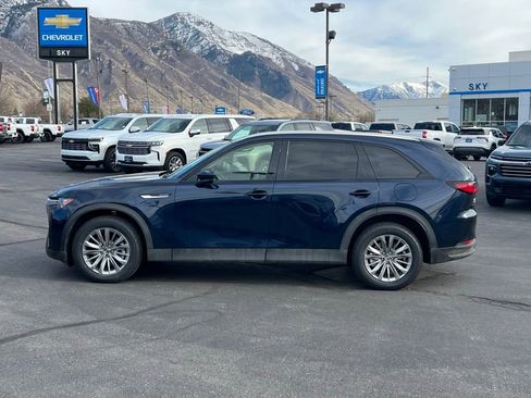 Used 2025 MAZDA CX-90 3.3 Turbo w/ Preferred Package AWD/4WD image 11