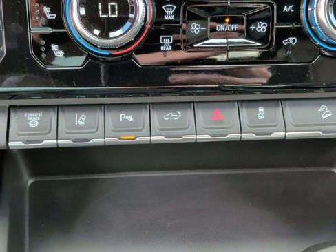 New 2026 GMC Sierra 2500 Denali w/ Denali Reserve Package image 30