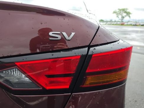 Used 2024 Nissan Altima 2.5 SV FWD image 21