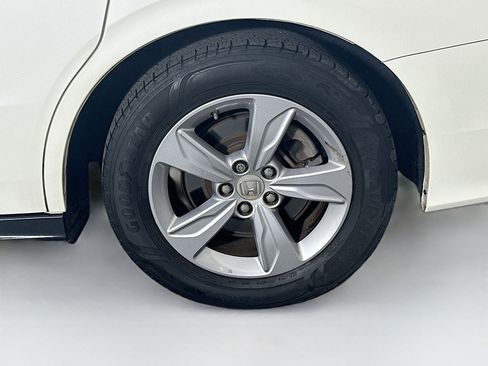 Used 2019 Honda Odyssey EX-L image 11