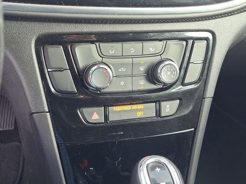 Used 2022 Buick Encore Preferred w/ Safety Package AWD/4WD image 15