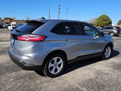 Used 2022 Ford Edge SE image 11