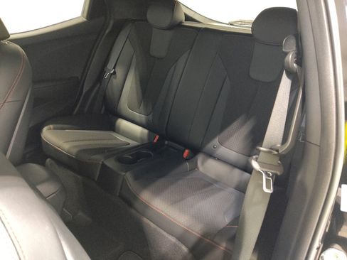 Used 2019 Hyundai Veloster Turbo image 18