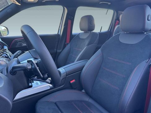 New 2026 Mercedes-Benz GLB 35 AMG 4MATIC image 20