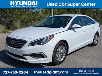 Used 2017 Hyundai Sonata SE FWD video 1