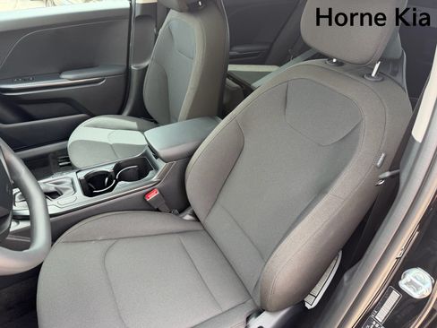New 2026 Kia K4 FWD image 10