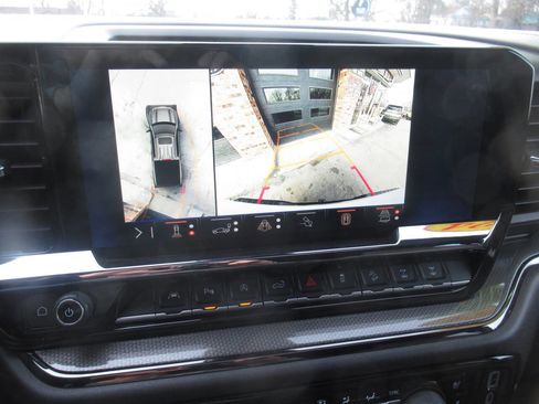 Used 2024 Chevrolet Silverado 1500 ZR2 w/ Technology Package image 45