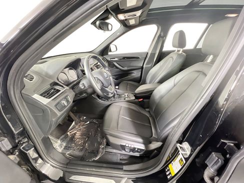 Used 2022 BMW X1 xDrive28i w/ Premium Package image 21