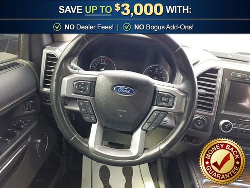 Used 2018 Ford Expedition Platinum image 18