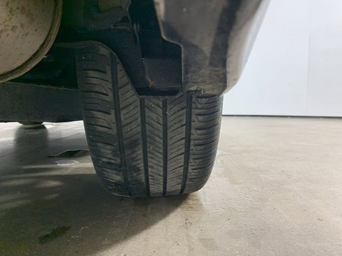 Used 2022 Toyota Camry SE image 40