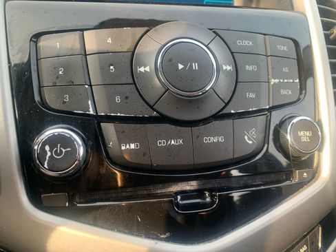 Used 2015 Chevrolet Cruze LT image 17