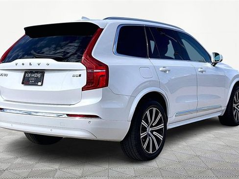 Used 2024 Volvo XC90 B5 Core w/ Protection Package Premier image 2