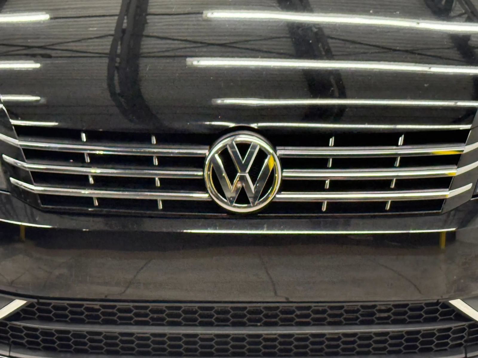 Used 2013 Volkswagen Passat TDI SE FWD image 5