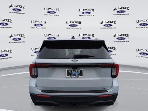 New 2026 Ford Explorer ST-Line w/ Premium Package image 4