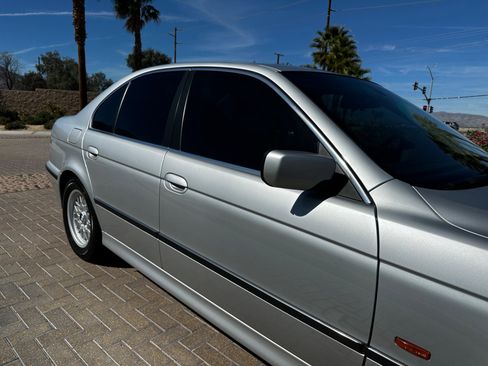 Used 2000 BMW 528i Sedan image 13