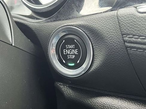 Used 2023 Buick Encore GX Preferred w/ Cold Weather Comfort Package FWD image 31