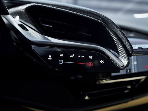 Used 2022 Ferrari SF90 Stradale image 61