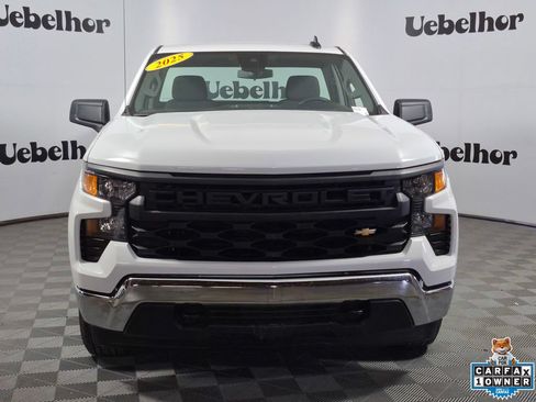 Certified 2025 Chevrolet Silverado 1500 W/T RWD image 2
