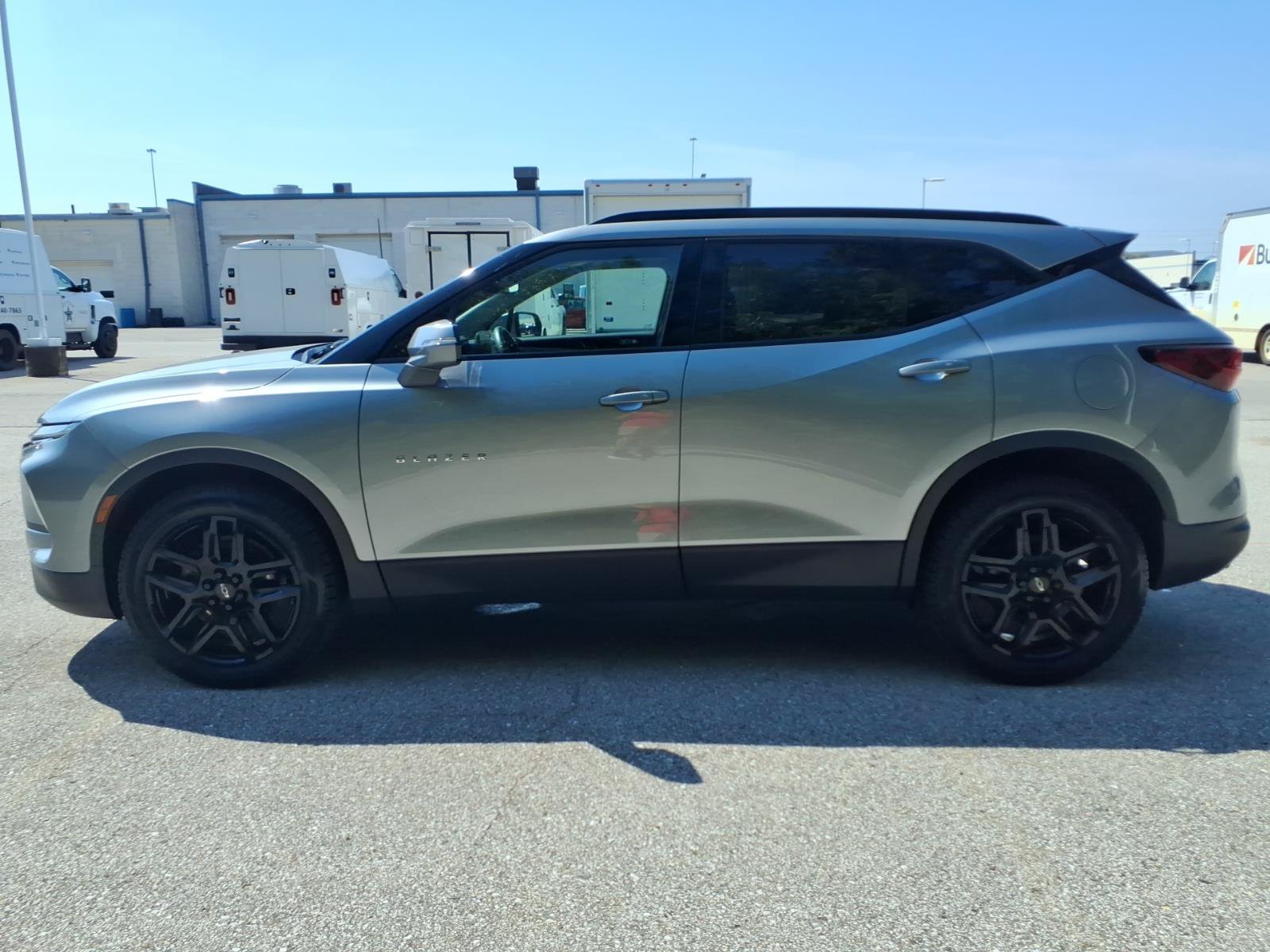 Used 2023 Chevrolet Blazer LT AWD/4WD image 4