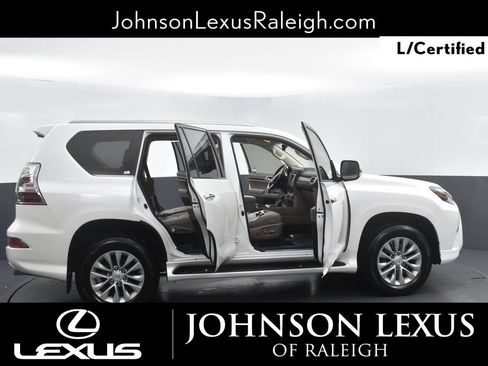 Used 2020 Lexus GX 460 Premium AWD/4WD image 32