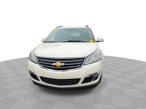 Used 2015 Chevrolet Traverse LT image 3
