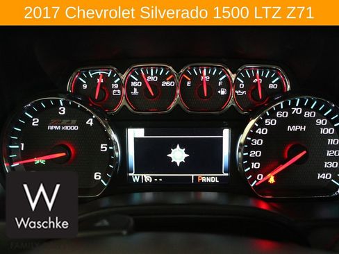 Used 2017 Chevrolet Silverado 1500 LTZ Z71 w/ Realtree Edition image 43