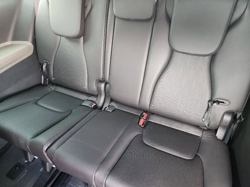 New 2026 Kia Carnival EX image 20