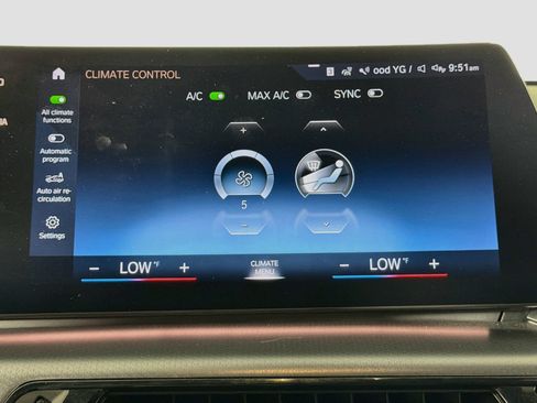 Used 2023 BMW X1 xDrive28i w/ M Sport Package AWD/4WD image 16