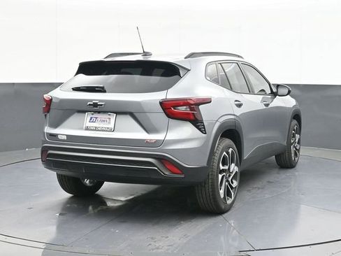 New 2026 Chevrolet Trax RS w/ Driver Confidence Package FWD image 9