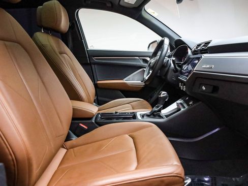 Certified 2022 Audi Q3 2.0T Premium w/ Convenience Package image 18