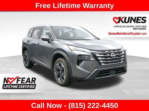 Used 2025 Nissan Rogue SV image 1