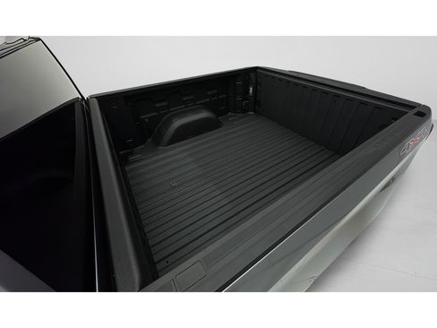 Used 2023 Chevrolet Silverado 1500 LT AWD/4WD image 9