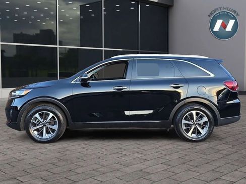 Used 2019 Kia Sorento EX image 2