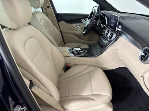 Used 2018 Mercedes-Benz GLC 300 image 21