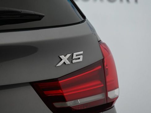 Used 2018 BMW X5 xDrive35d w/ M Sport Package AWD/4WD image 15