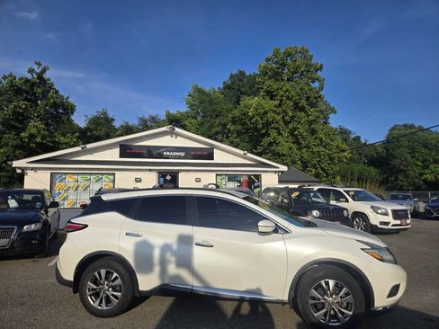Used 2015 Nissan Murano SV AWD/4WD image 3