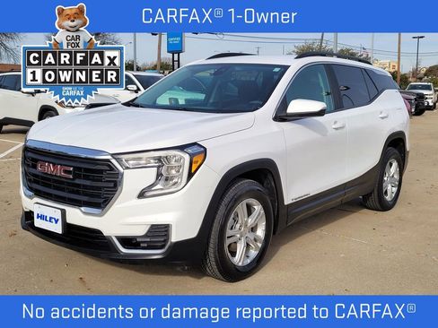 Used 2022 GMC Terrain SLE w/ Driver Convenience Package image 2