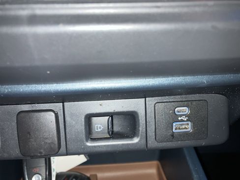 Certified 2023 Ford Maverick Lariat w/ Equipment Group 500A Standard AWD/4WD image 34
