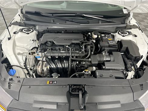 Used 2025 Kia K4 FWD image 31