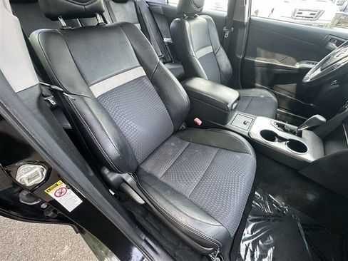Used 2012 Toyota Camry SE FWD image 8