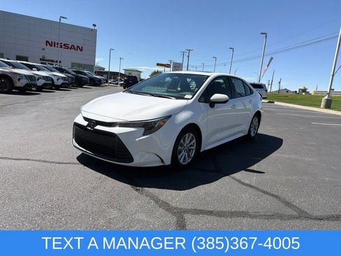 Used 2024 Toyota Corolla LE w/ LE Premium Package FWD image 8