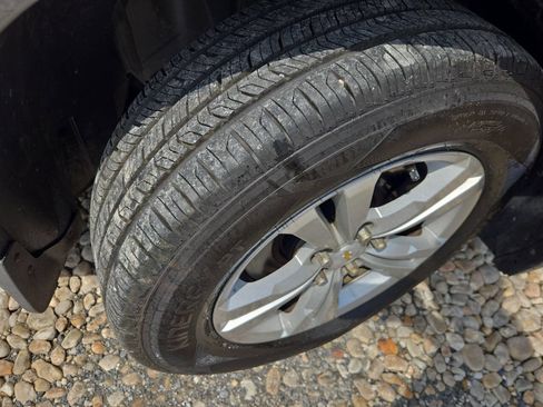 Used 2013 Chevrolet Equinox LT w/ Driver Convenience Package AWD/4WD image 10