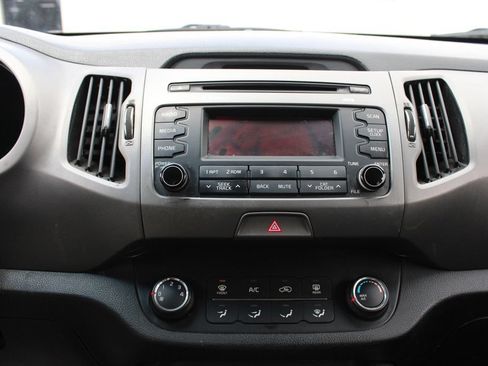 Used 2014 Kia Sportage LX FWD image 13